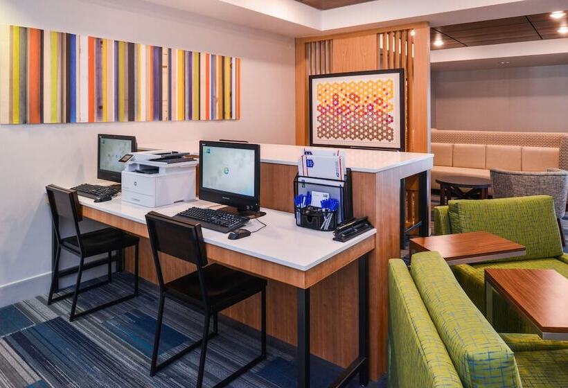 Holiday Inn Express Hotel & Suites Urbana Champaign U Of I Area, An Ihg