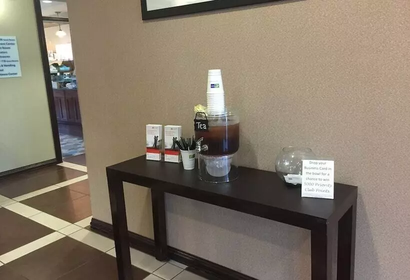 酒店 Pike Inn Le Roy   Bloomington Southeast Area