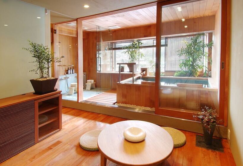 Hotel こんぴら温泉湯元八千代