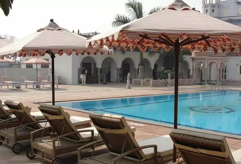 酒店 Laxmi Vilas Palace