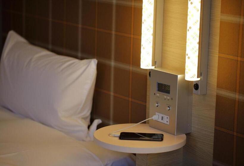 בית מלון כפרי Monte Hermana Kobe Amalie