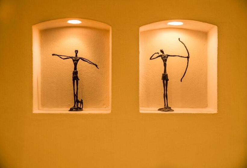 فندق Old Harbour