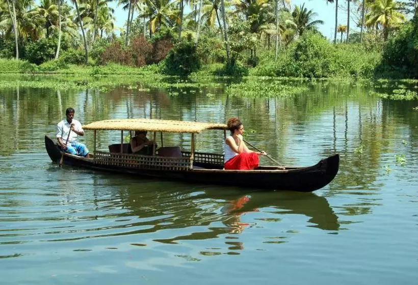 Отель Villa Brook Heritage Home