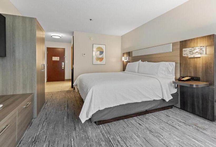 בית מלון כפרי Holiday Inn Express & Suites Starkville By Ihg