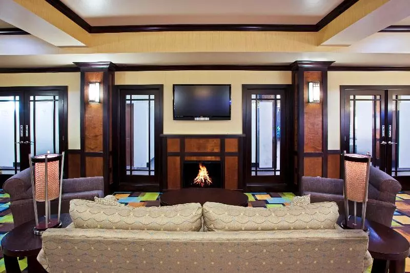 Holiday Inn Express Hotel & Suites Van Wert, An Ihg