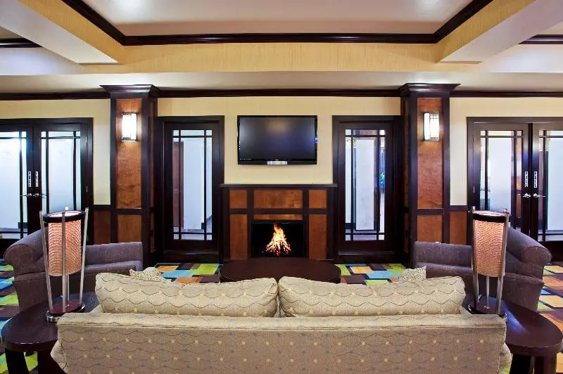 Holiday Inn Express Hotel & Suites Van Wert, An Ihg