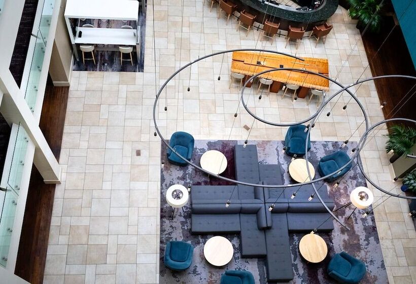 فندق Crowne Plaza Charleston, An Ihg