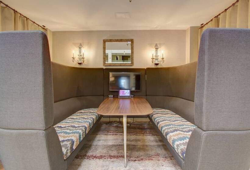 فندق Crowne Plaza Charleston, An Ihg