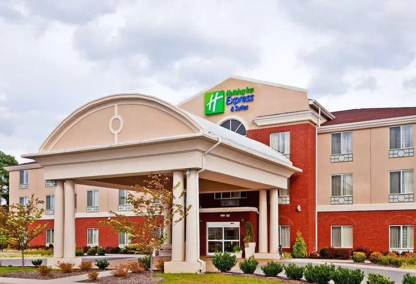 Holiday Inn Express Hotel & Suites Dickson, An Ihg
