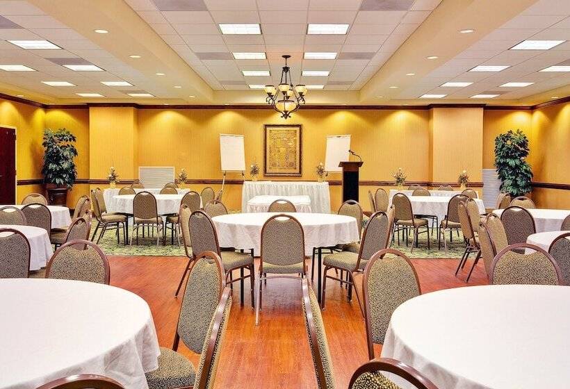 Holiday Inn Express Hotel & Suites Millington Memphis Area, An Ihg