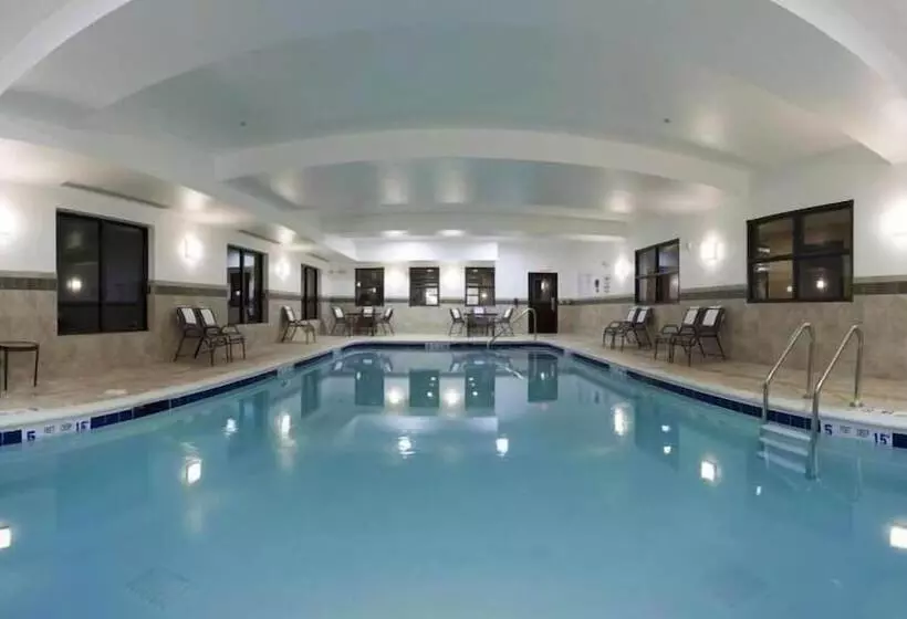 Holiday Inn Express Hotel & Suites Syracuse North Airport Area, An Ihg