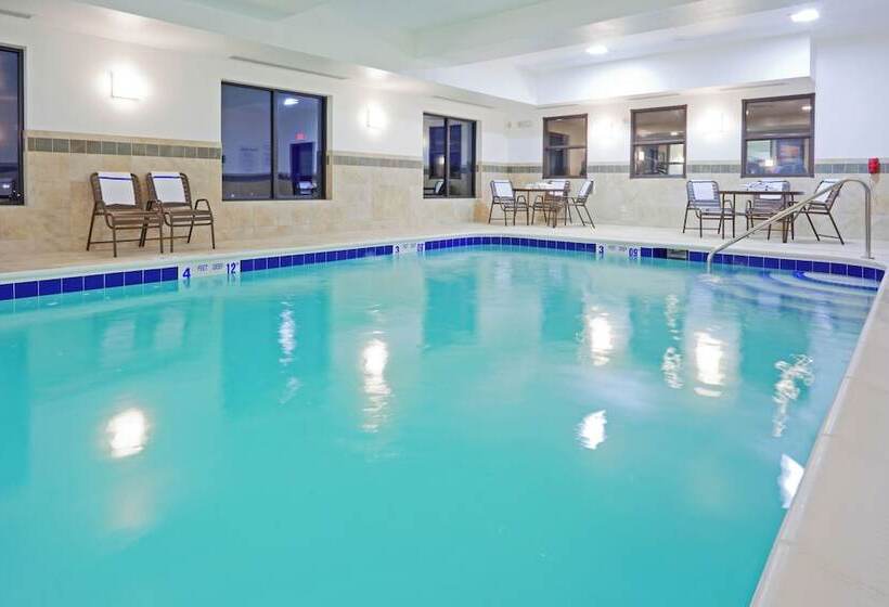 Holiday Inn Express Hotel & Suites Syracuse North Airport Area, An Ihg