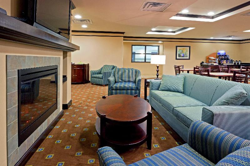 Holiday Inn Express Hotel & Suites Syracuse North Airport Area, An Ihg