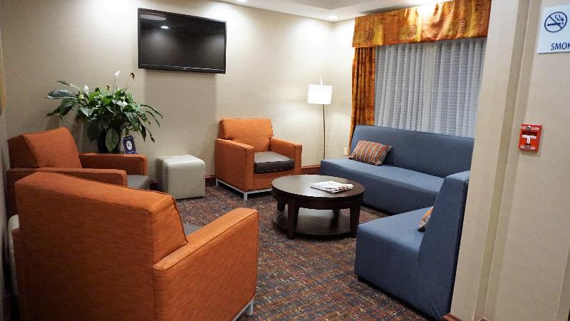Отель Holiday Inn Express & Suites Gibson, An Ihg