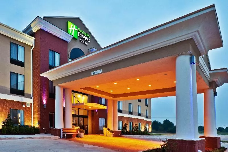 호텔 Holiday Inn Express & Suites Perry, An Ihg