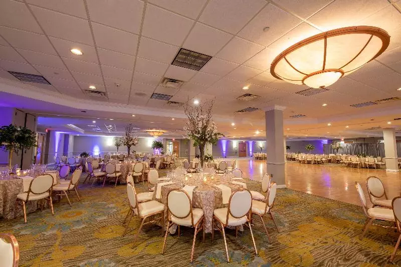 Отель Holiday Inn Manahawkin/long Beach Island, An Ihg