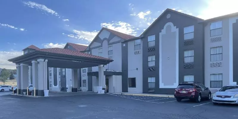 Hotel Ruidoso Mountain Inn