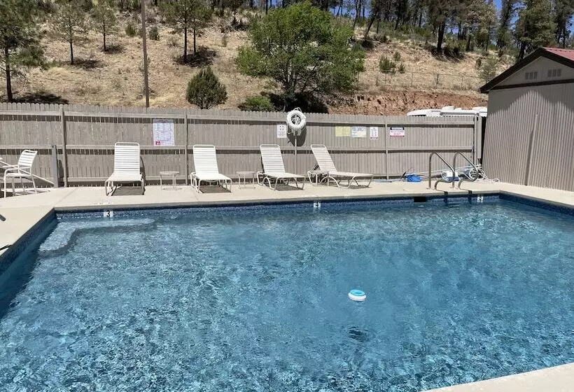 Hotel Ruidoso Mountain Inn