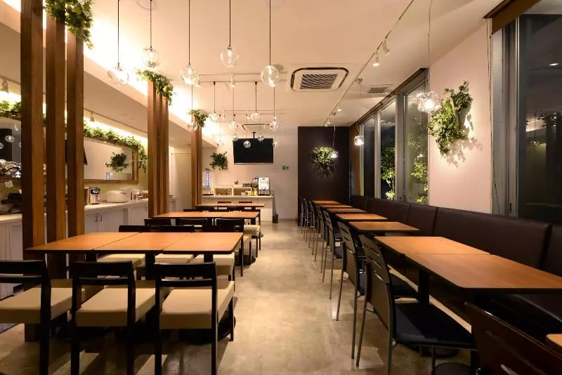 فندق Vessel Inn Hiroshima Ekimae