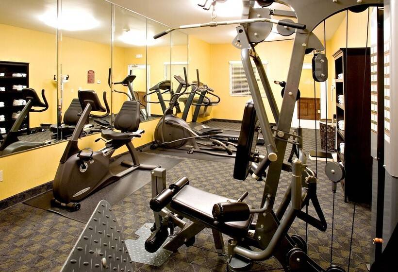 Holiday Inn Express Hotel And Suites Of Falfurrias, An Ihg