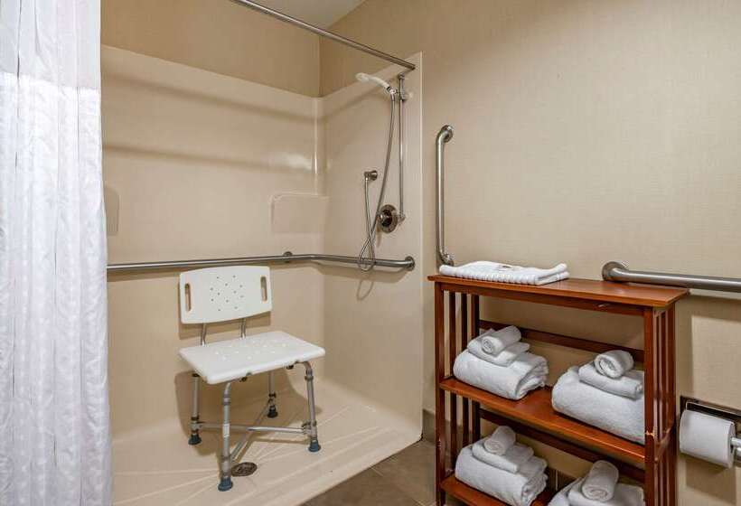 בית מלון כפרי Comfort Inn