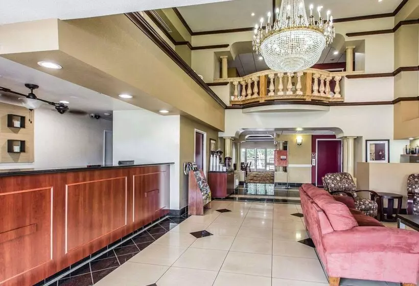 酒店 Comfort Suites Bakersfield