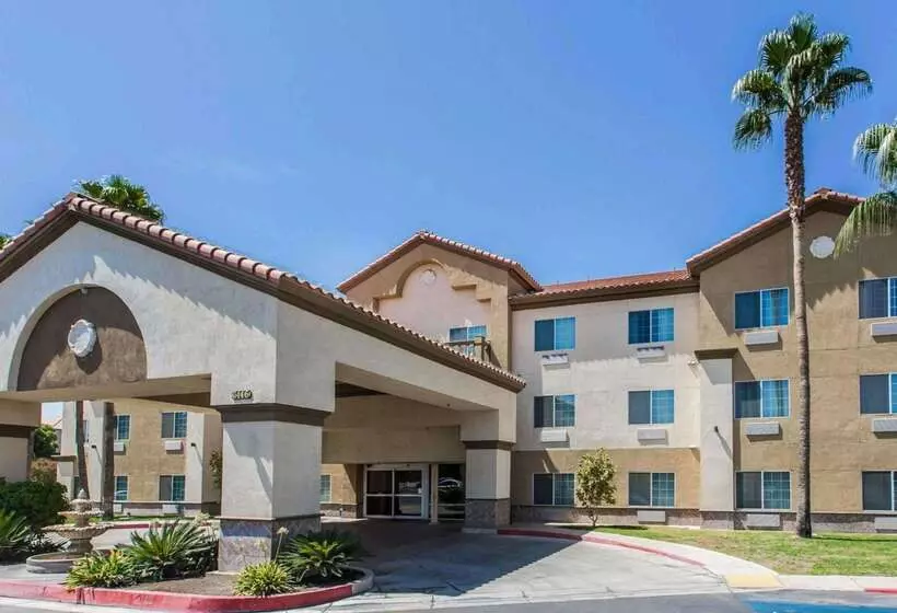酒店 Comfort Suites Bakersfield