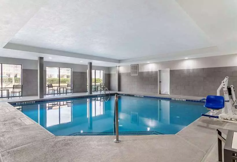 ホテル Comfort Suites Mcdonough Atlanta South