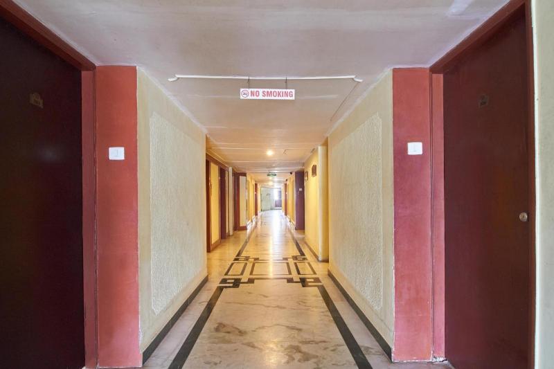 酒店 Dee Cee Manor