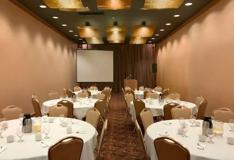 Harrah S Council Bluffs Hotel & Casino