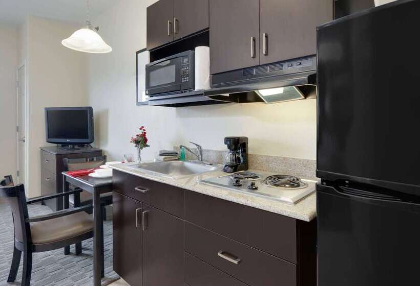 هتل Spark By Hilton Longview