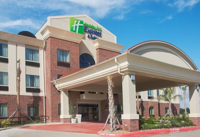 Holiday Inn Express Hotel & Suites Winnie, An Ihg