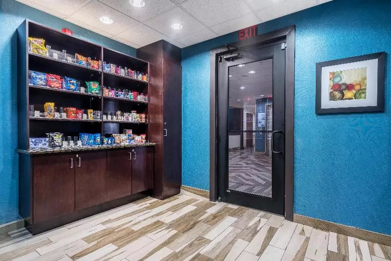 호텔 Holiday Inn Express & Suites Roanoke Rapids Se By Ihg