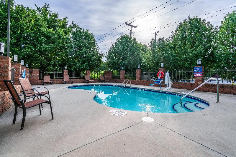 ホテル Holiday Inn Express & Suites Roanoke Rapids Se By Ihg