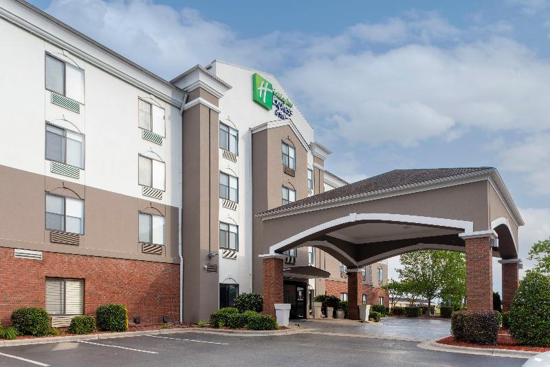 ホテル Holiday Inn Express & Suites Roanoke Rapids Se By Ihg