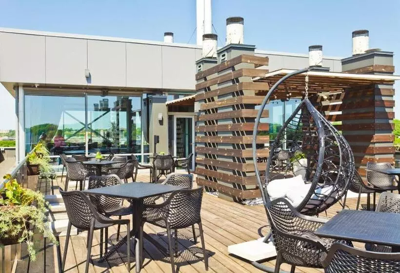 هتل Ibis Styles Kaunas Centre