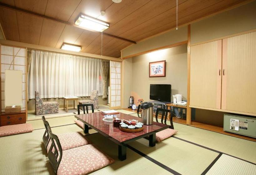 בית מלון כפרי Maruko