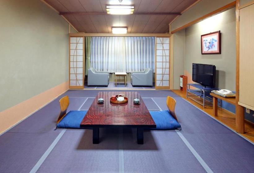 בית מלון כפרי Maruko