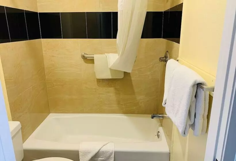 酒店 Morro Bay Beach Inn