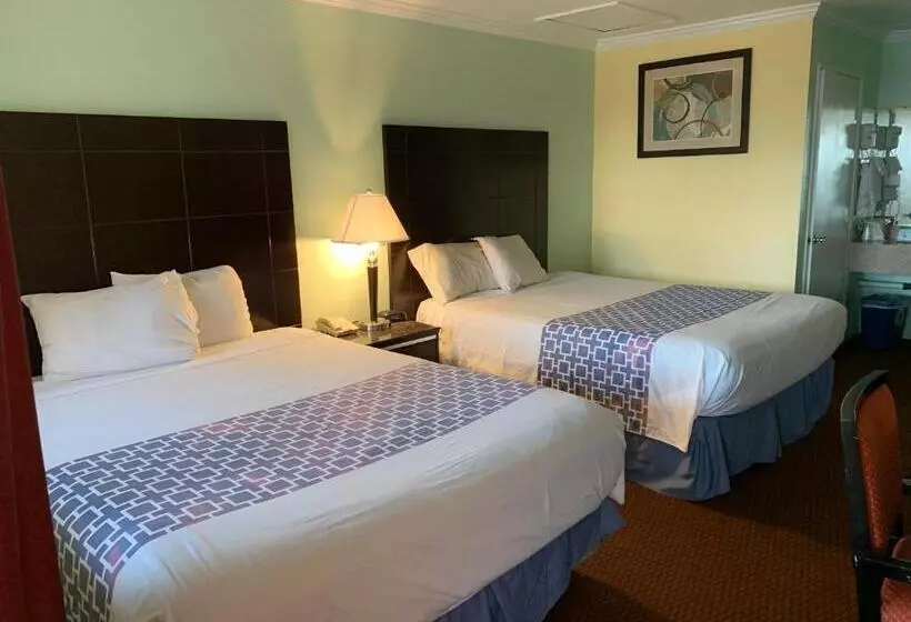 酒店 Morro Bay Beach Inn