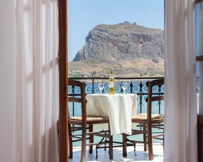 Hotel Petrino Guesthouse