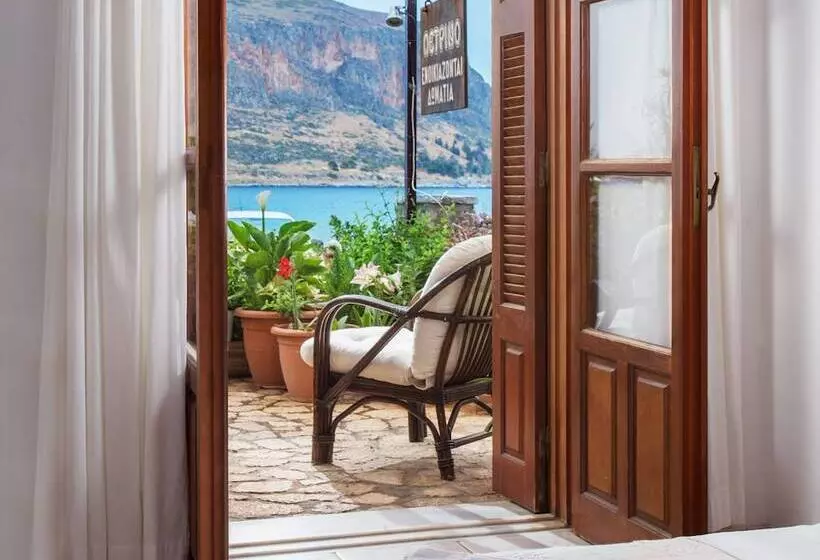 Hotel Petrino Guesthouse