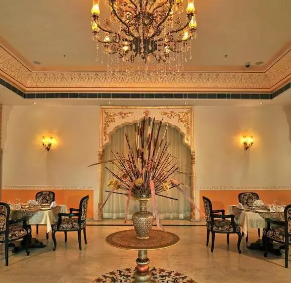 Hotel Rajasthali Resort & Spa