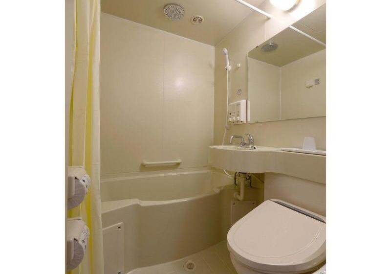 Otel Toyoko Inn Yokohama Shinkoyasu Ekimae