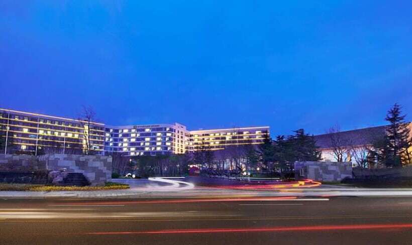 فندق Wyndham Grand Qingdao