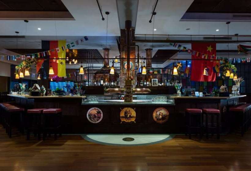 فندق Wyndham Grand Qingdao