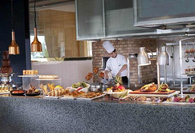 فندق Wyndham Grand Qingdao