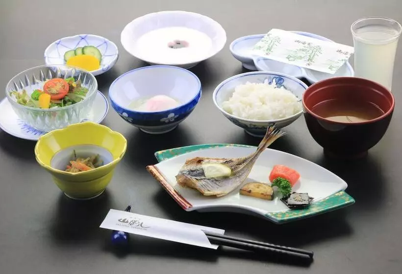 Hotelli Yufuin Yamaboushi