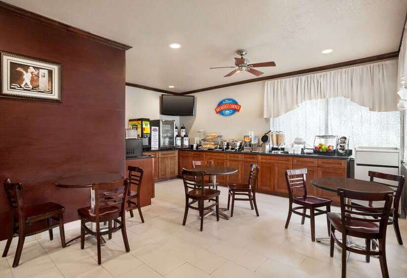 酒店 Baymont By Wyndham Clute Lake Jackson