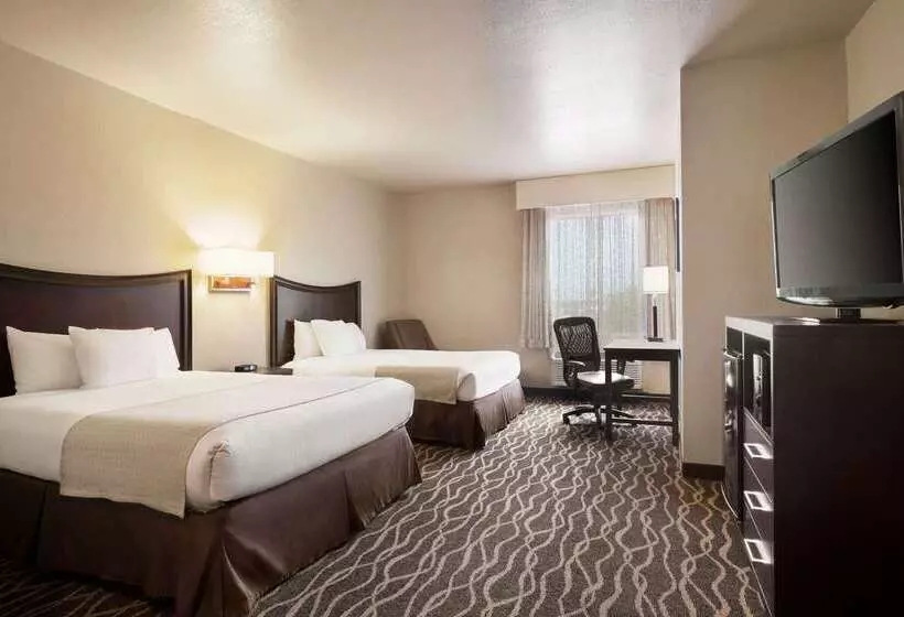 호텔 Baymont By Wyndham Clute Lake Jackson